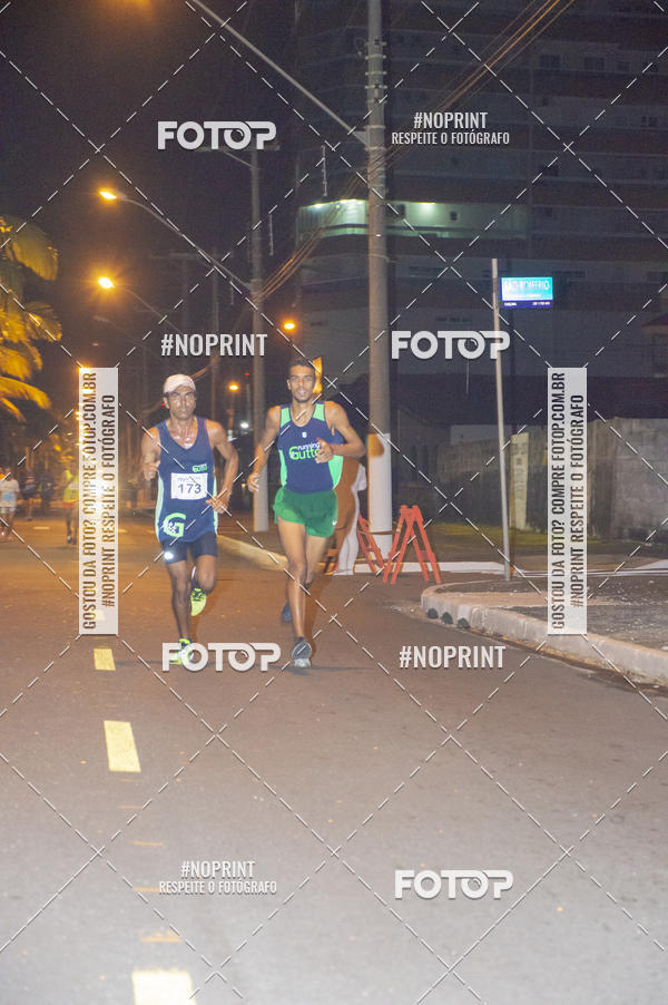 Buy your photos of the eventNight Run 5K 10K Praia Grande on Fotop
