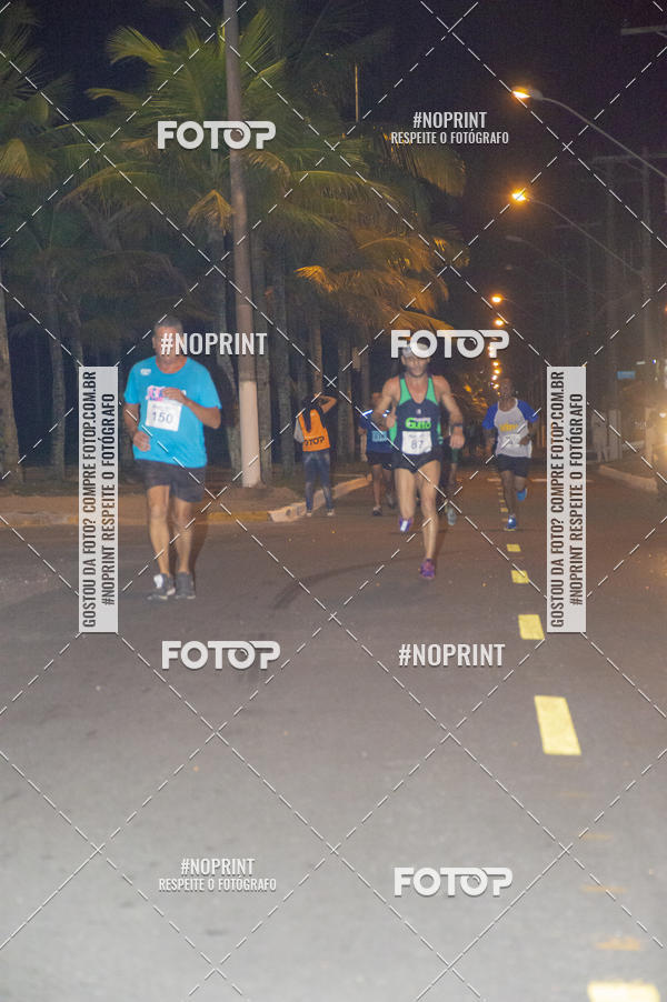 Buy your photos of the eventNight Run 5K 10K Praia Grande on Fotop