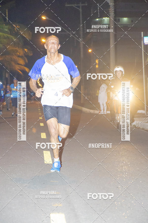 Buy your photos of the eventNight Run 5K 10K Praia Grande on Fotop