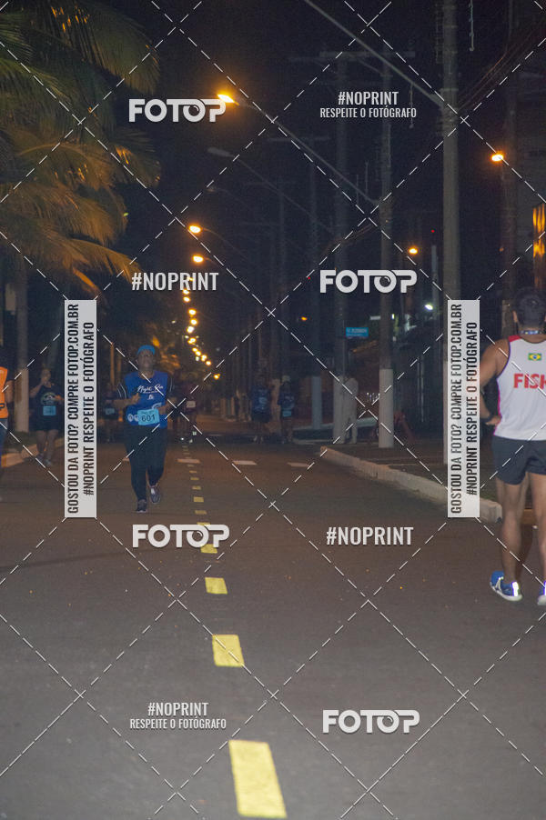 Buy your photos of the eventNight Run 5K 10K Praia Grande on Fotop