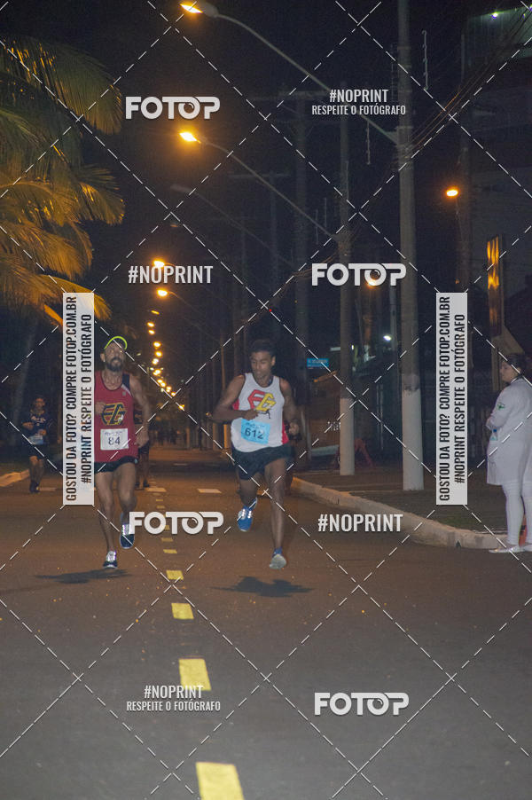 Buy your photos of the eventNight Run 5K 10K Praia Grande on Fotop