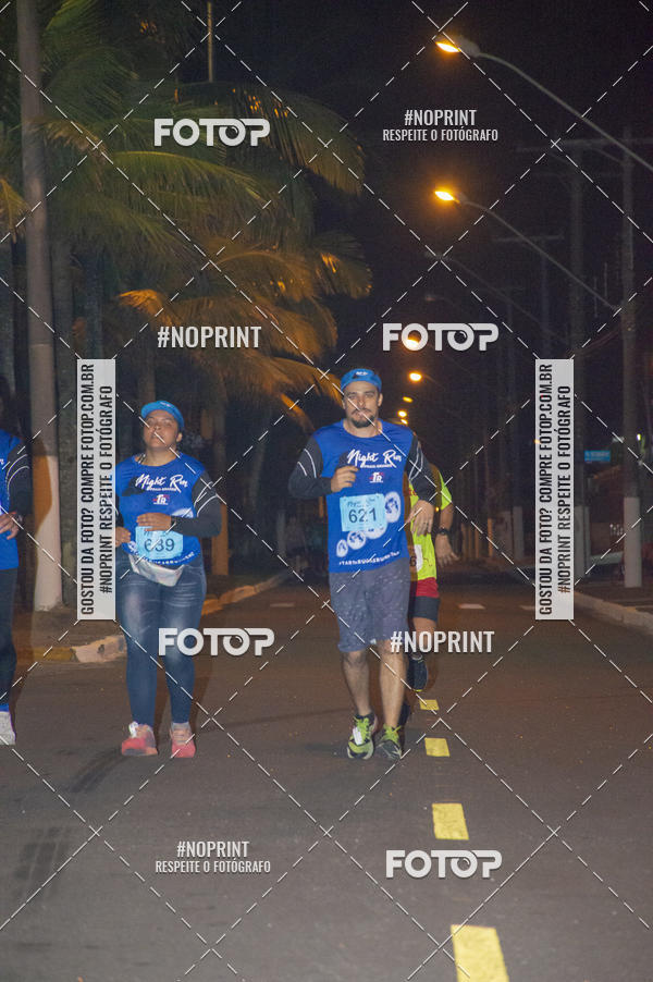Buy your photos of the eventNight Run 5K 10K Praia Grande on Fotop
