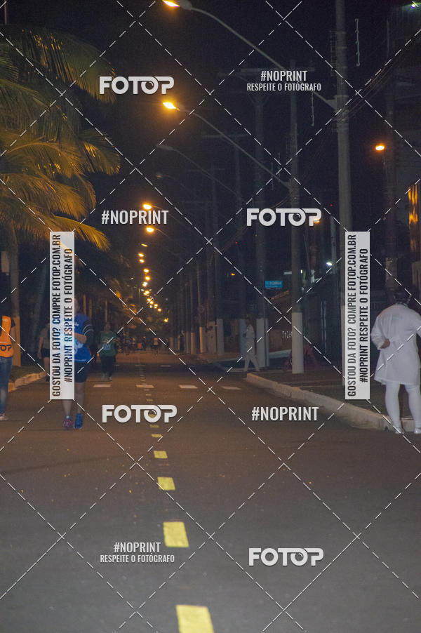 Buy your photos of the eventNight Run 5K 10K Praia Grande on Fotop