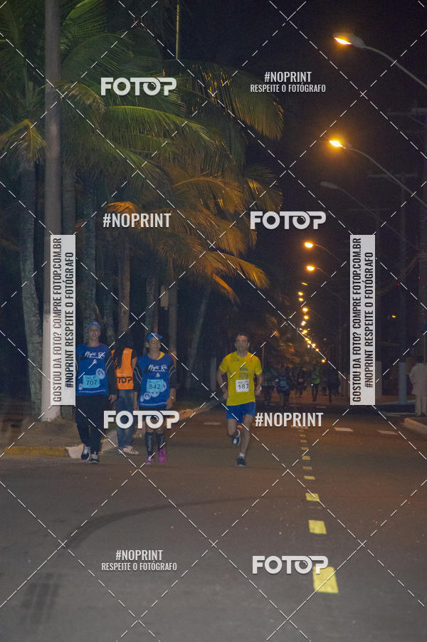 Buy your photos of the eventNight Run 5K 10K Praia Grande on Fotop