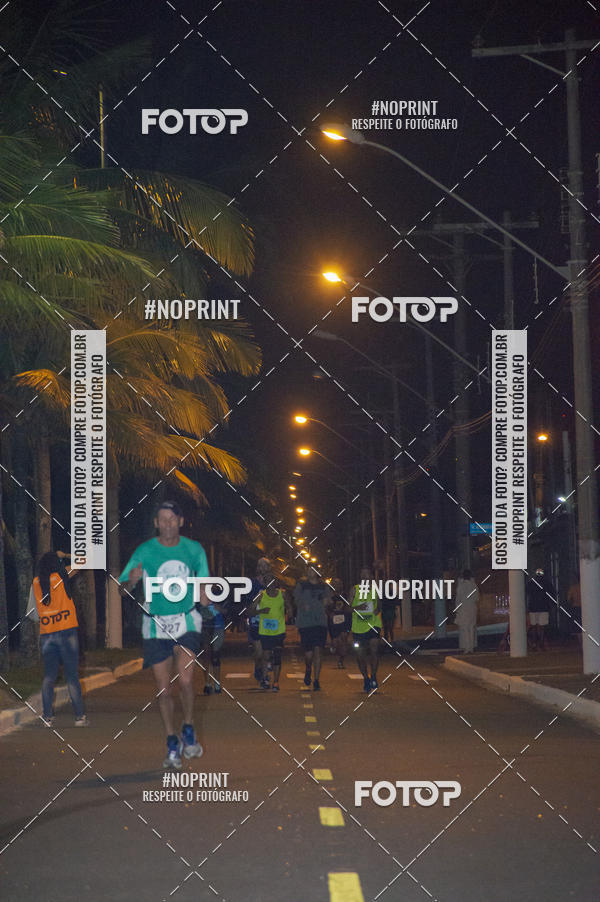 Buy your photos of the eventNight Run 5K 10K Praia Grande on Fotop