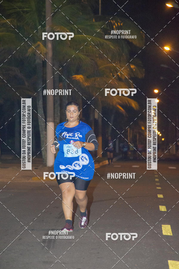 Buy your photos of the eventNight Run 5K 10K Praia Grande on Fotop