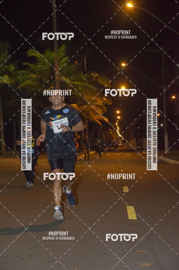 Buy your photos of the eventNight Run 5K 10K Praia Grande on Fotop