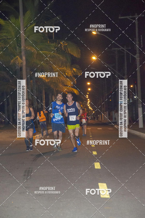 Buy your photos of the eventNight Run 5K 10K Praia Grande on Fotop