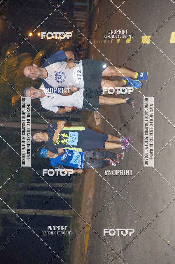 Buy your photos of the eventNight Run 5K 10K Praia Grande on Fotop