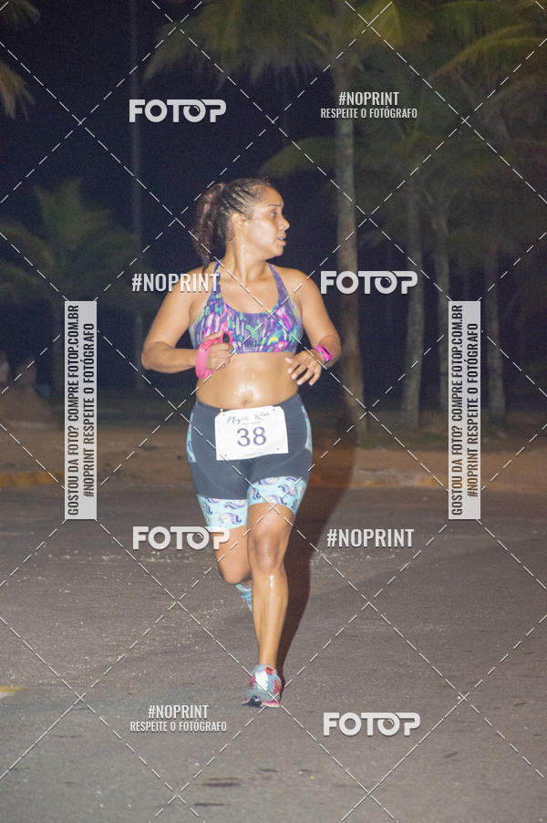 Buy your photos of the eventNight Run 5K 10K Praia Grande on Fotop