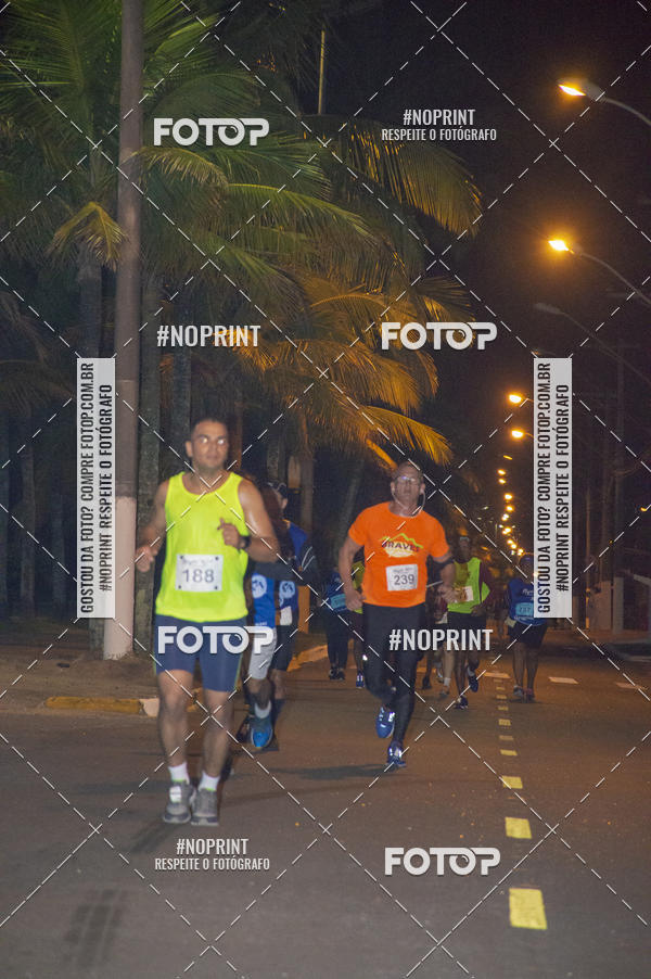 Buy your photos of the eventNight Run 5K 10K Praia Grande on Fotop