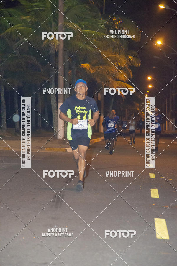 Buy your photos of the eventNight Run 5K 10K Praia Grande on Fotop