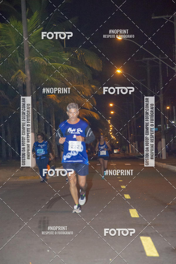 Buy your photos of the eventNight Run 5K 10K Praia Grande on Fotop