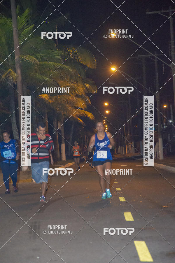 Buy your photos of the eventNight Run 5K 10K Praia Grande on Fotop