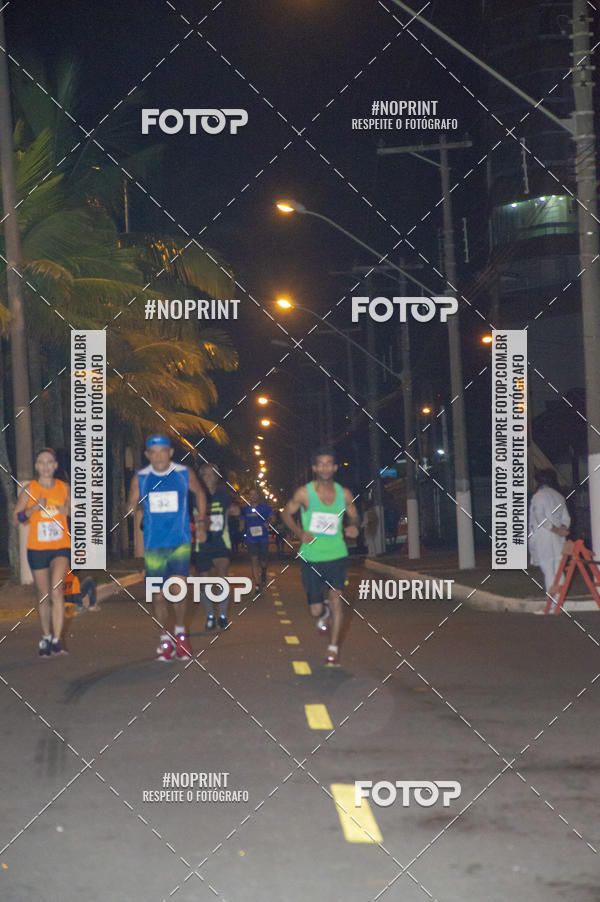 Buy your photos of the eventNight Run 5K 10K Praia Grande on Fotop
