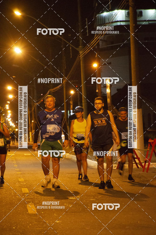 Buy your photos of the eventNight Run 5K 10K Praia Grande on Fotop