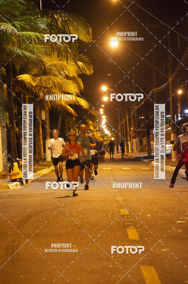 Buy your photos of the eventNight Run 5K 10K Praia Grande on Fotop