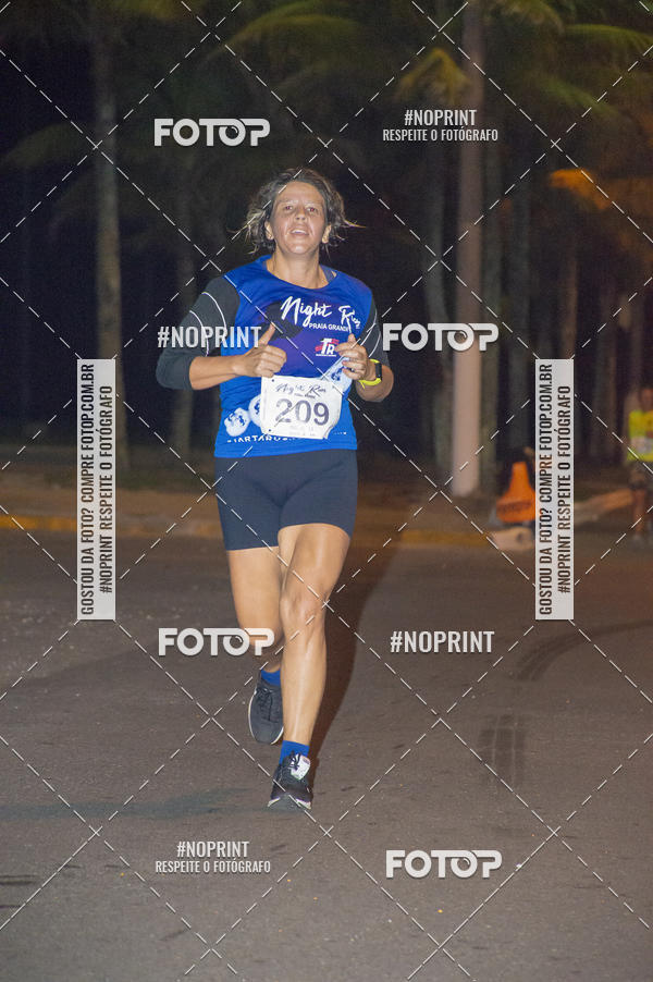 Buy your photos of the eventNight Run 5K 10K Praia Grande on Fotop