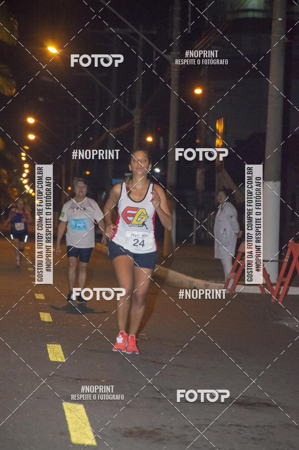 Buy your photos of the eventNight Run 5K 10K Praia Grande on Fotop