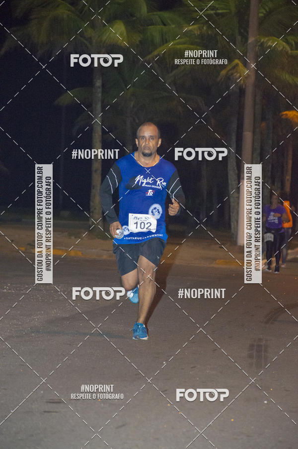 Buy your photos of the eventNight Run 5K 10K Praia Grande on Fotop