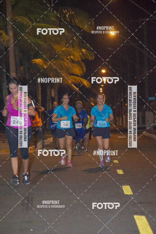 Buy your photos of the eventNight Run 5K 10K Praia Grande on Fotop