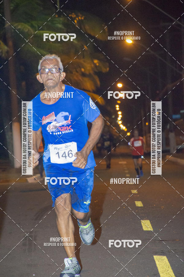 Buy your photos of the eventNight Run 5K 10K Praia Grande on Fotop