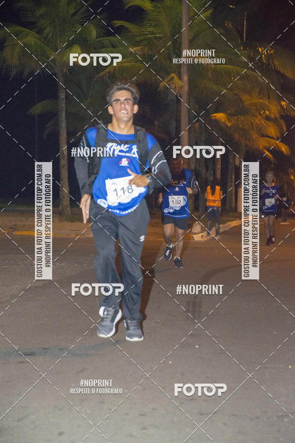 Buy your photos of the eventNight Run 5K 10K Praia Grande on Fotop