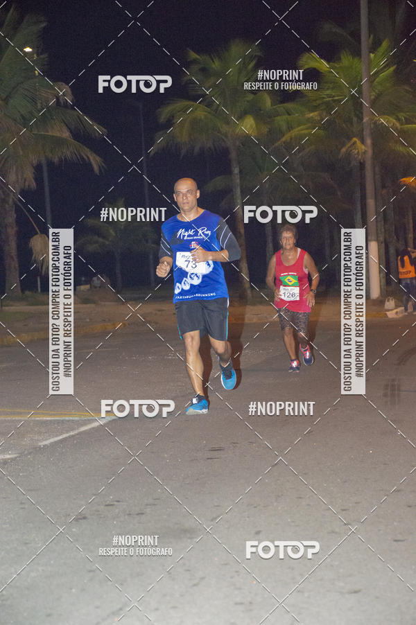 Buy your photos of the eventNight Run 5K 10K Praia Grande on Fotop