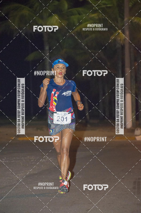 Buy your photos of the eventNight Run 5K 10K Praia Grande on Fotop