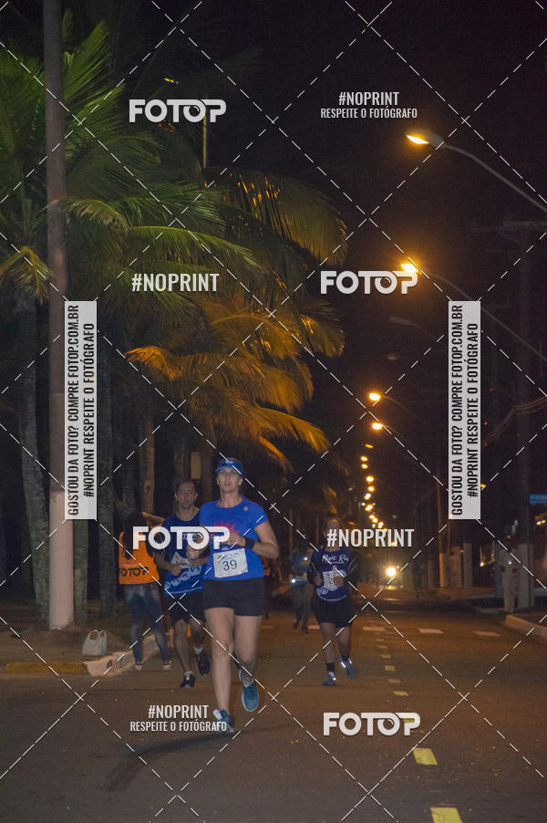 Buy your photos of the eventNight Run 5K 10K Praia Grande on Fotop