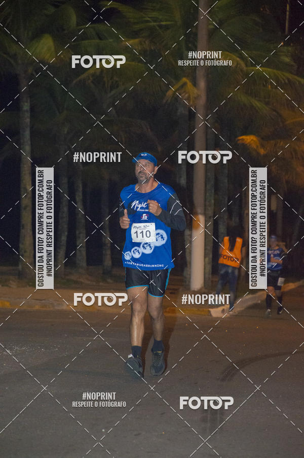 Buy your photos of the eventNight Run 5K 10K Praia Grande on Fotop