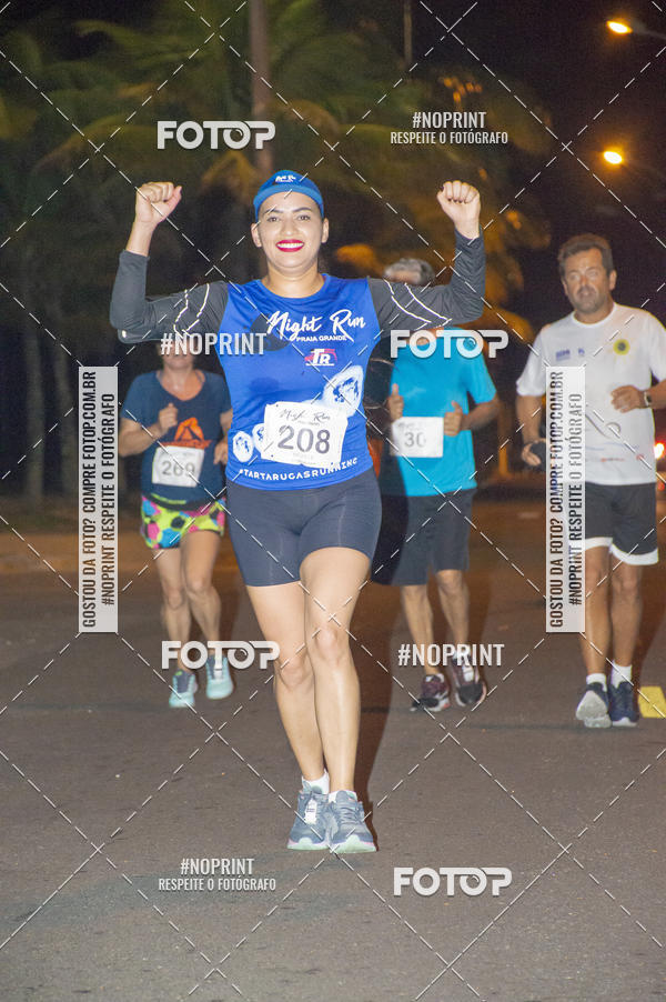 Buy your photos of the eventNight Run 5K 10K Praia Grande on Fotop