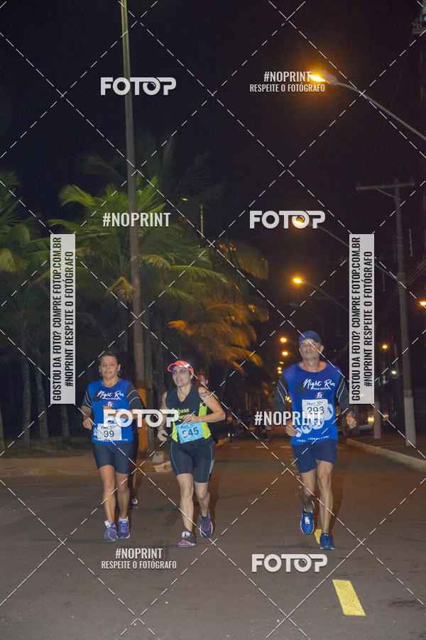 Buy your photos of the eventNight Run 5K 10K Praia Grande on Fotop