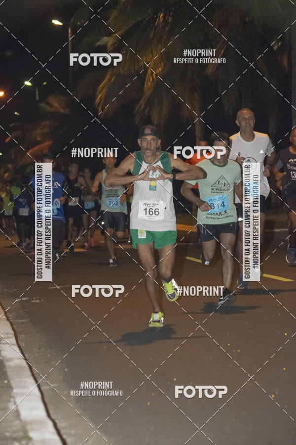 Buy your photos of the eventNight Run 5K 10K Praia Grande on Fotop
