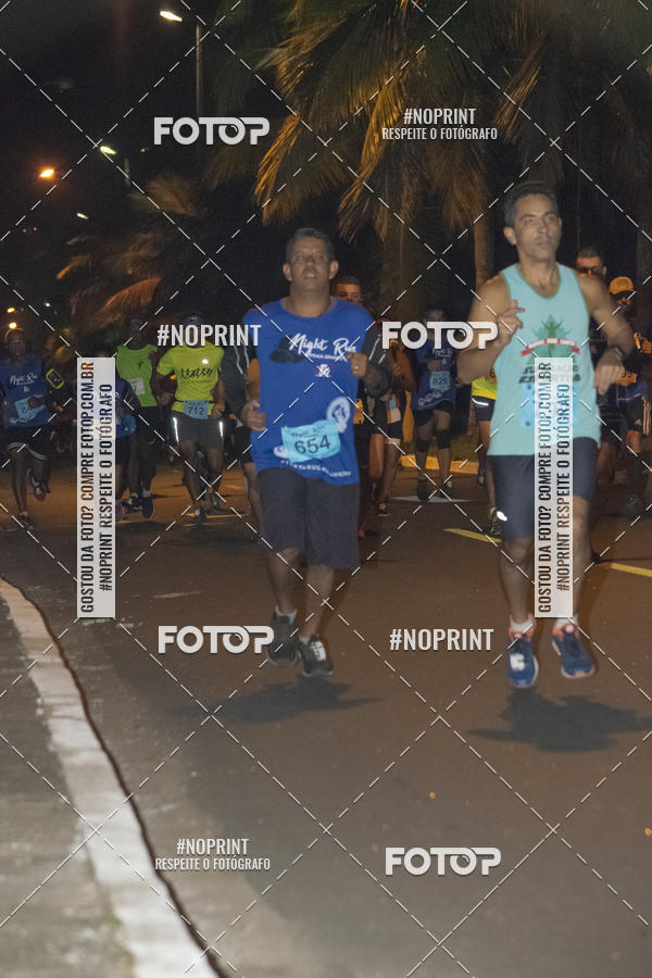 Buy your photos of the eventNight Run 5K 10K Praia Grande on Fotop