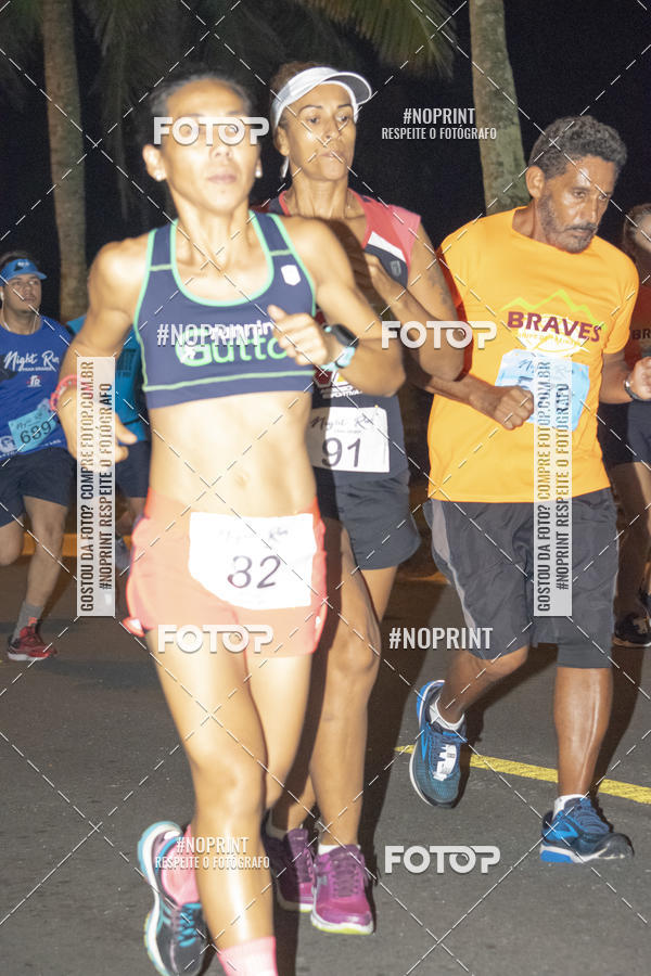 Buy your photos of the eventNight Run 5K 10K Praia Grande on Fotop