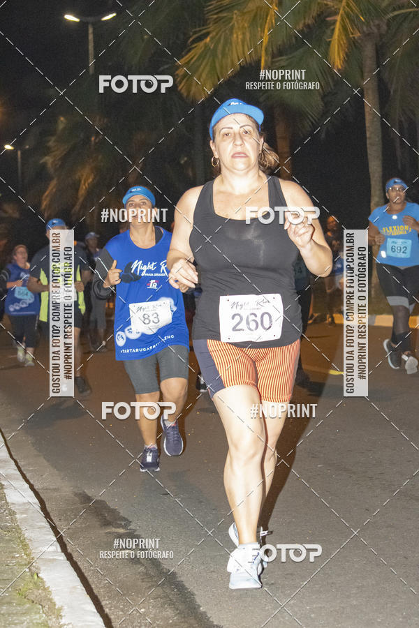 Buy your photos of the eventNight Run 5K 10K Praia Grande on Fotop