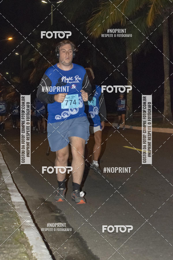 Buy your photos of the eventNight Run 5K 10K Praia Grande on Fotop