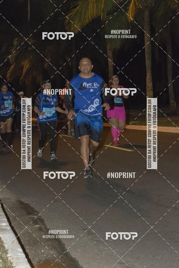 Buy your photos of the eventNight Run 5K 10K Praia Grande on Fotop