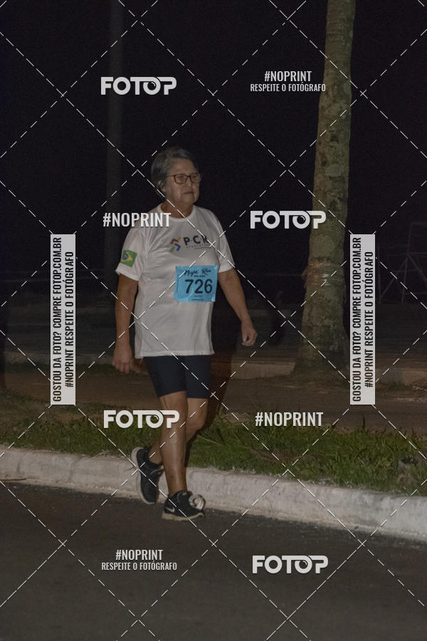 Buy your photos of the eventNight Run 5K 10K Praia Grande on Fotop