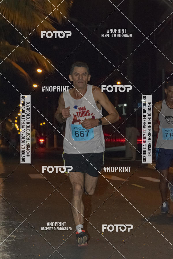 Buy your photos of the eventNight Run 5K 10K Praia Grande on Fotop