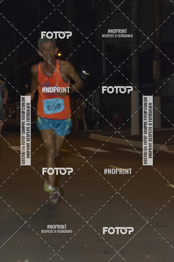 Buy your photos of the eventNight Run 5K 10K Praia Grande on Fotop