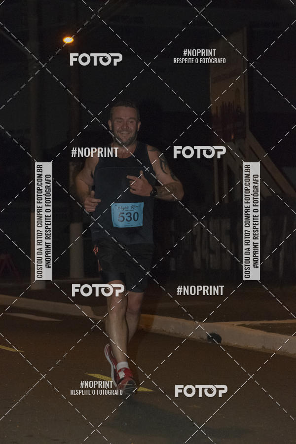 Buy your photos of the eventNight Run 5K 10K Praia Grande on Fotop
