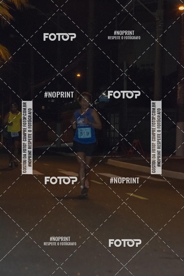 Buy your photos of the eventNight Run 5K 10K Praia Grande on Fotop