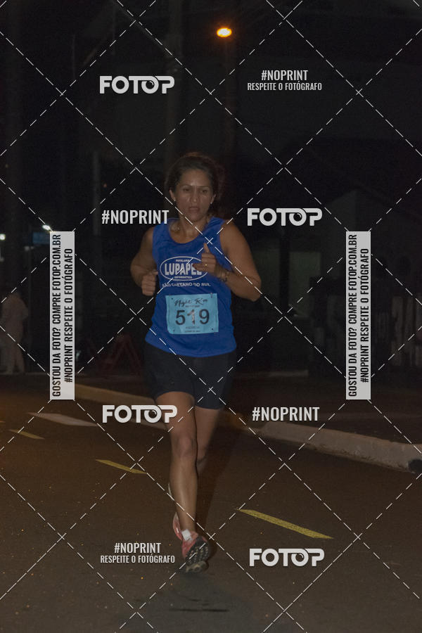 Buy your photos of the eventNight Run 5K 10K Praia Grande on Fotop