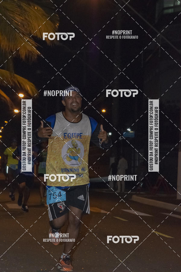 Buy your photos of the eventNight Run 5K 10K Praia Grande on Fotop