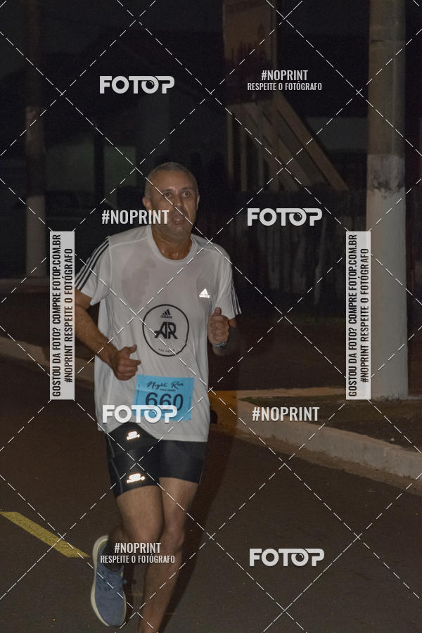 Buy your photos of the eventNight Run 5K 10K Praia Grande on Fotop