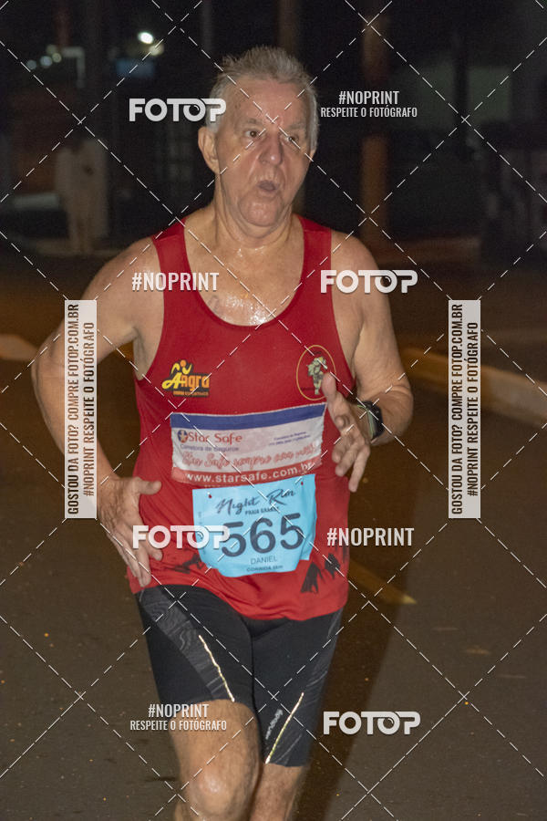 Buy your photos of the eventNight Run 5K 10K Praia Grande on Fotop