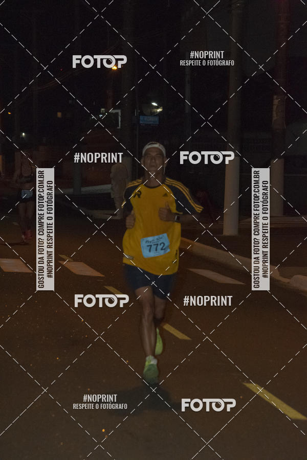 Buy your photos of the eventNight Run 5K 10K Praia Grande on Fotop