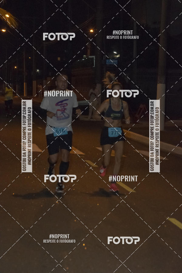 Buy your photos of the eventNight Run 5K 10K Praia Grande on Fotop